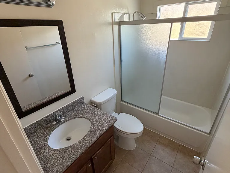 273 Macarthur Blvd #207 — Photo 6
