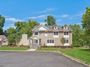 12 Rever Dr, Florham Park, NJ 07932