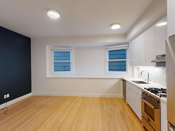 5th image of 533 Clayton St #537A