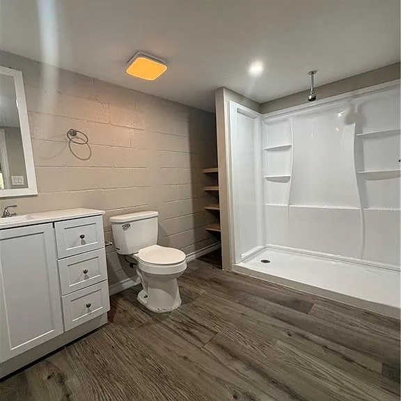 700 E Sam Houston Blvd — Photo 22