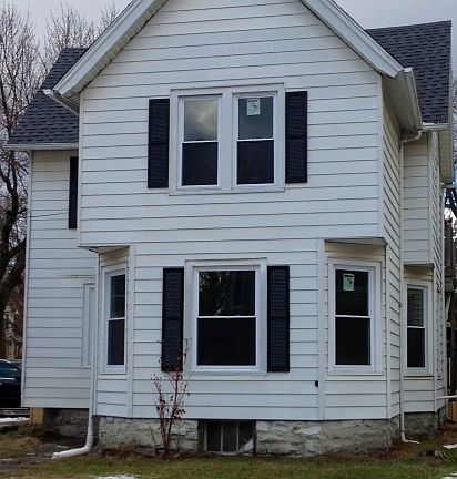 4th image of 350 Irvine Pl