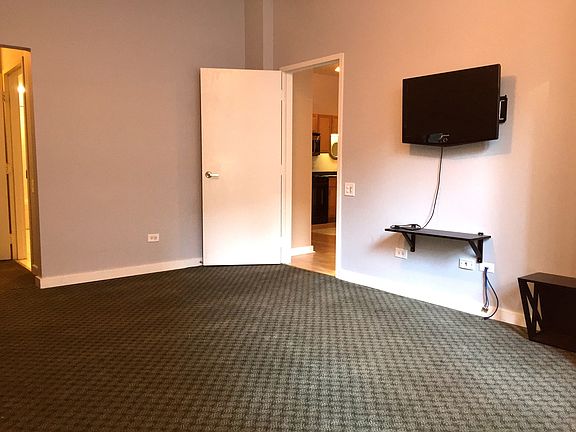5th image of 5 N Wabash Ave APT 604