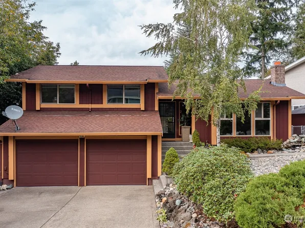 2960 Delphi Loop NE, Bremerton, WA 98311