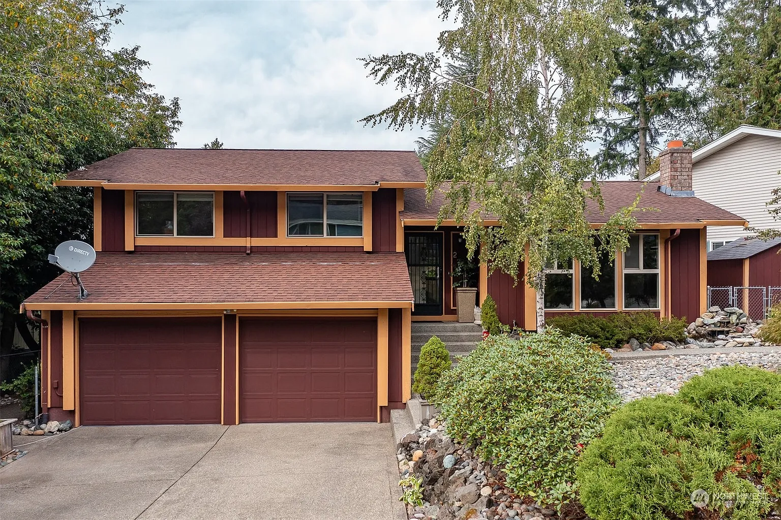 2960 Delphi Loop NE photo 1