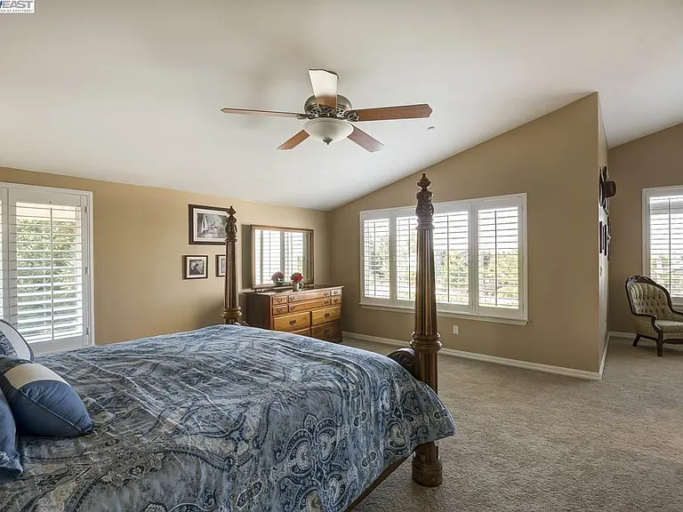 3644 Glasgow Cir — Photo 22