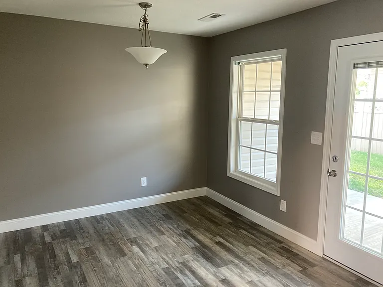 2504 Gear Dr — Photo 7