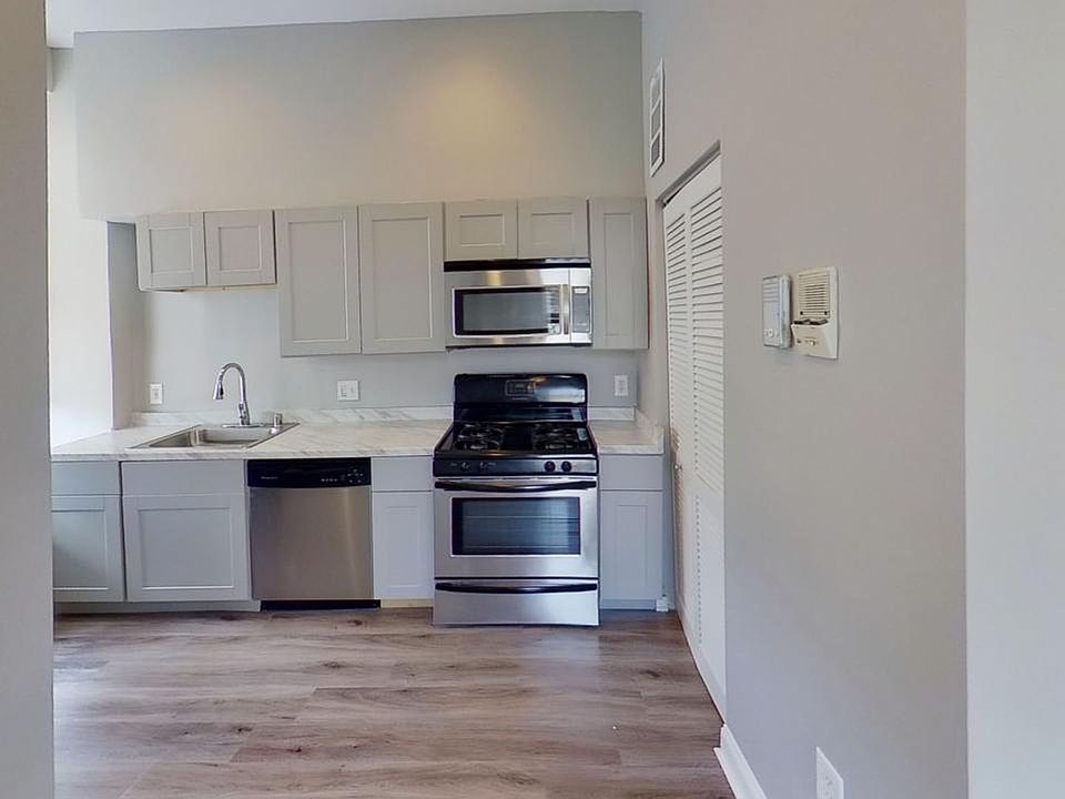 1st image of 675 Melvin Dr #321-C
