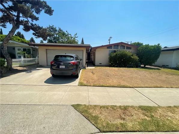515 N Wayfield St, Orange, CA 92867