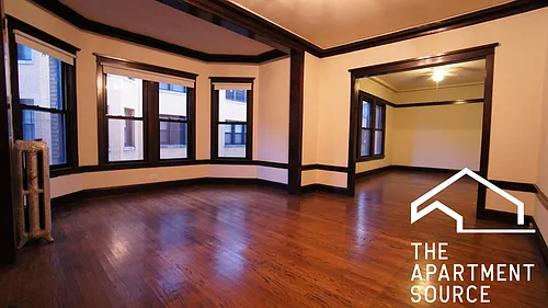 2426 N Sawyer Ave #1E Photo 1