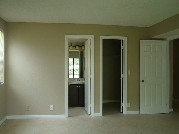 5th image of 11551 NW 45th St #6721028
