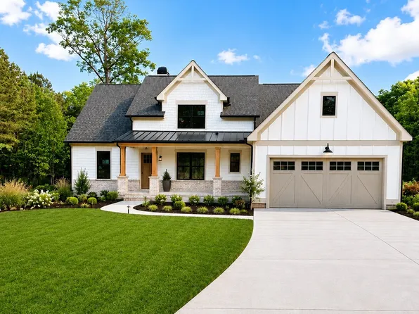 953 Roundtop Rd, Ellijay, GA 30540