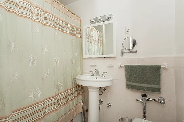 Sold by Brooklyn Hearth Realty | media 18