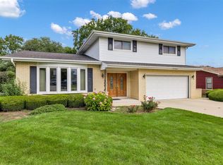 21W200 Lane, Itasca, IL 60143