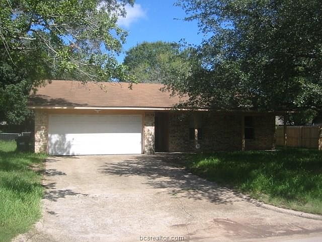1st image of 1409 Austin Ave