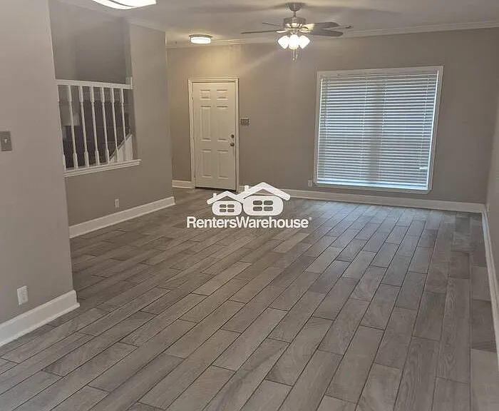 9323 Bowen Dr — Photo 2