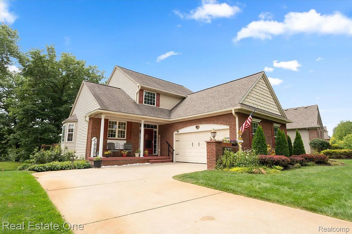 9952 Tioga Trl photo 1