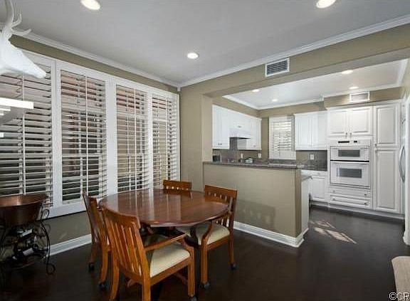 4th image of 2582 Bungalow Pl