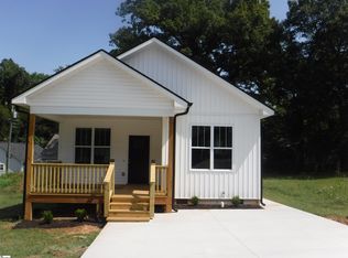 504 Greenlea St, Spartanburg, SC 29306