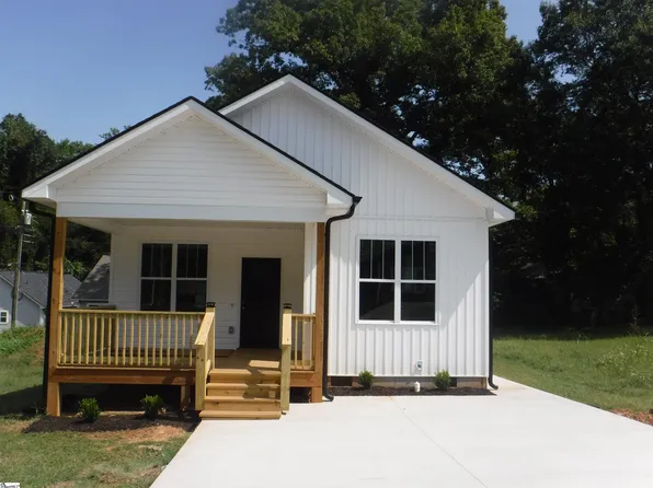 504 Greenlea St, Spartanburg, SC 29306