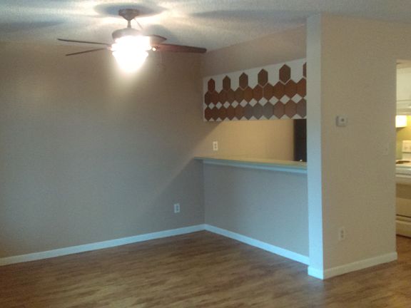 Living Room/Kitchen