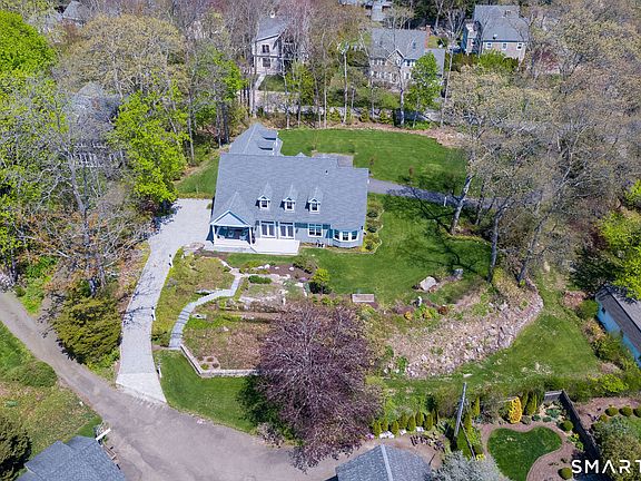 2nd image of 81A Middle Beach Road