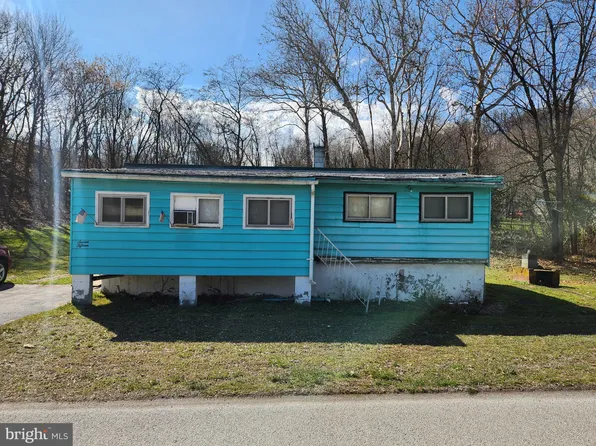 715 N Front Extension St, Wrightsville, PA 17368