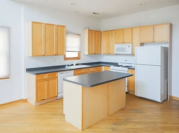 2728 N Wayne Ave #1, Chicago, IL 60614