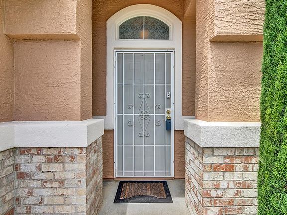 5th image of 266 Bartlett Lane
