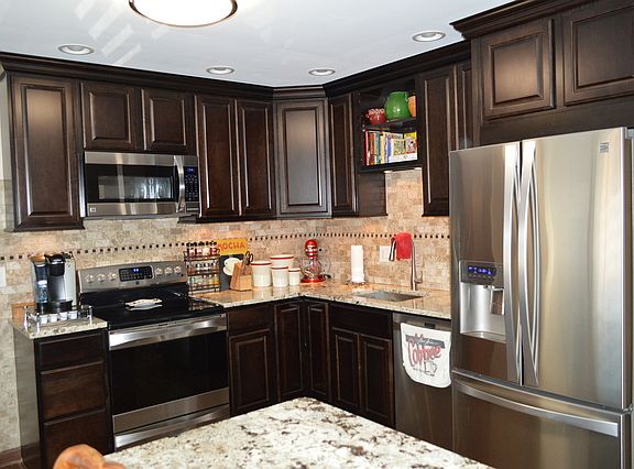 4th image of 10351 Milford St APT 2E