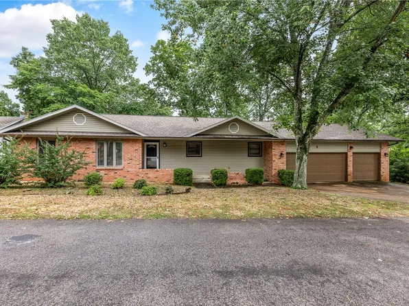 4 Cherhill Dr, Bella Vista, AR 72714