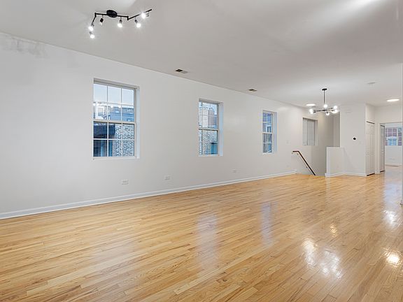 5th image of 2014 W Superior St APT 1