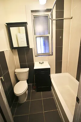 Rented by Delmark Realty LLC | media 12