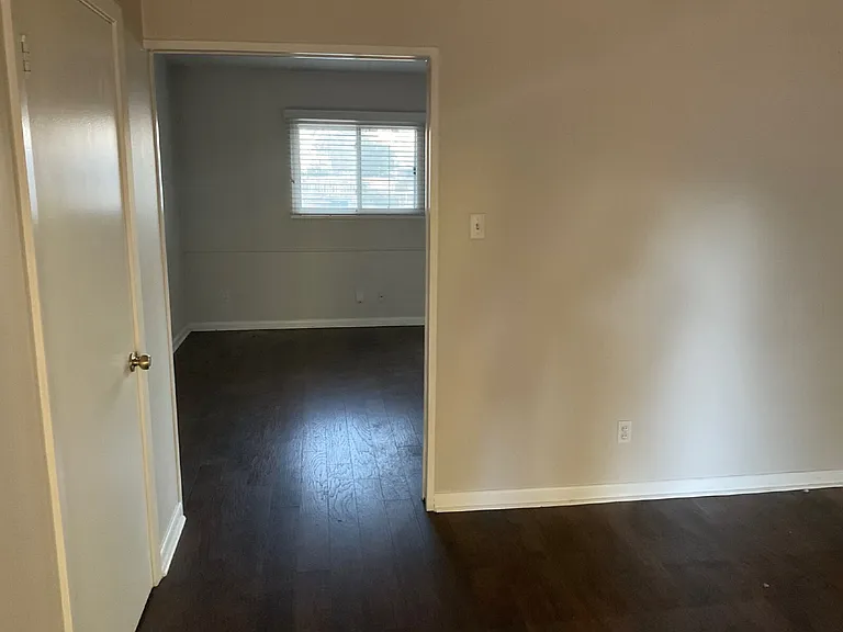 515 Cave Ln — Photo 7