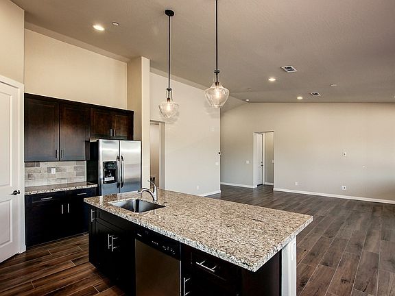 4th image of 37157 N 33rd Ave