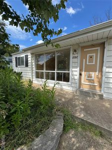 2087 Chambers Rd, Saint Louis, MO, 63136