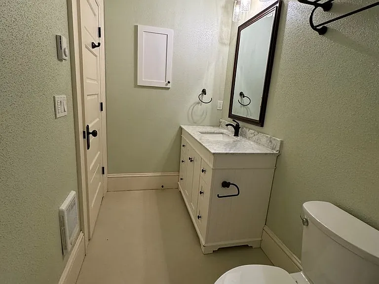 524 E Main St #207 — Photo 10