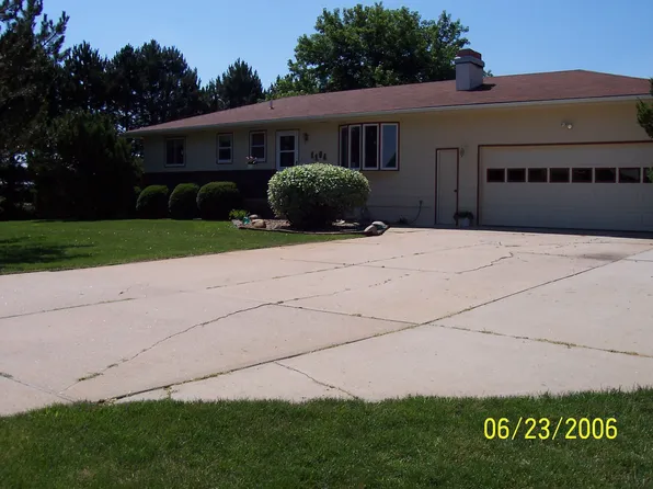 1104 E Bluff Ave, Norfolk, NE 68701