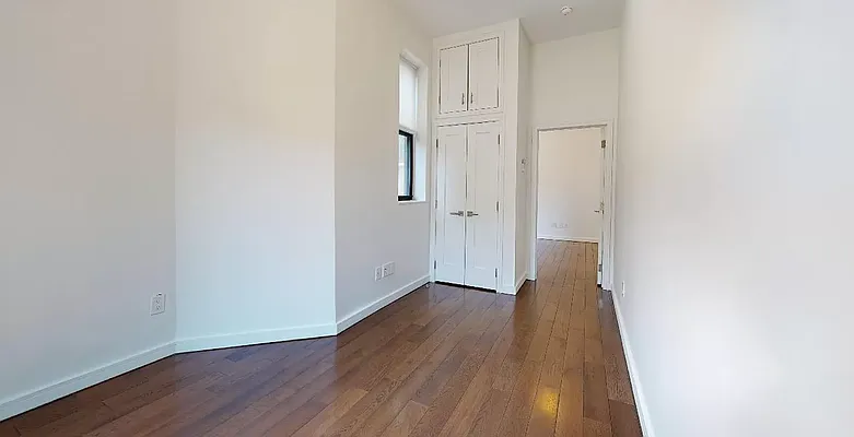 Rented by REINA PROPERTY GROUP CORP | media 6