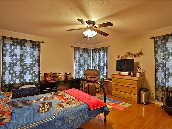 3rd image of 3134 S 18th St