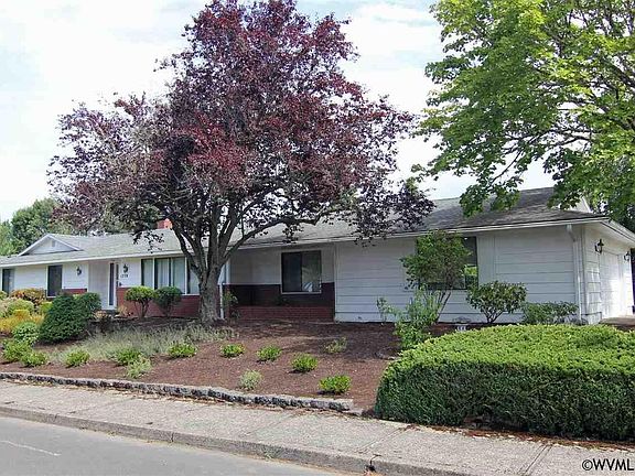 2nd image of 1778 Westhaven Ave NW