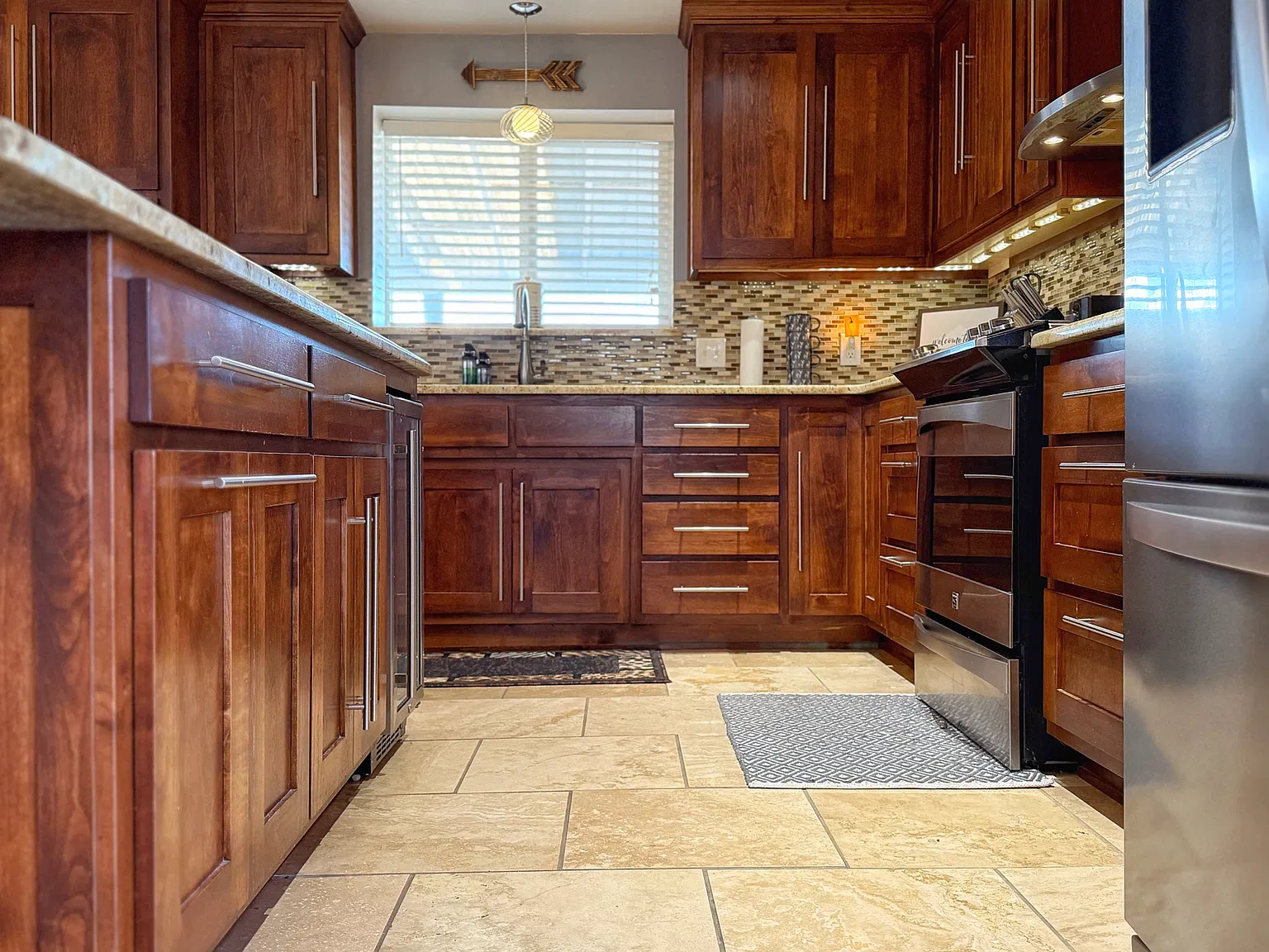 3 bed, 2197 sqft, $2,150 — Photo 4