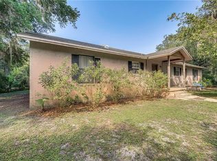 1840 Merganser Way, Geneva, FL 32732