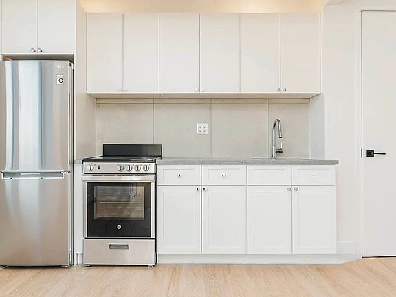 3rd image of 1351 Brooklyn Ave #3C