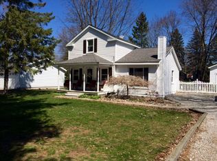 402 N Jackson St, Clinton, MI 49236