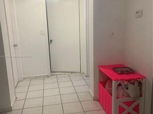 8027 NW 8th St APT 3, Miami, FL 33126