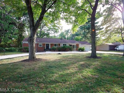 19595 Mahon St, Southfield, MI, 48075