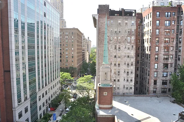 Rented by Compass | media 31