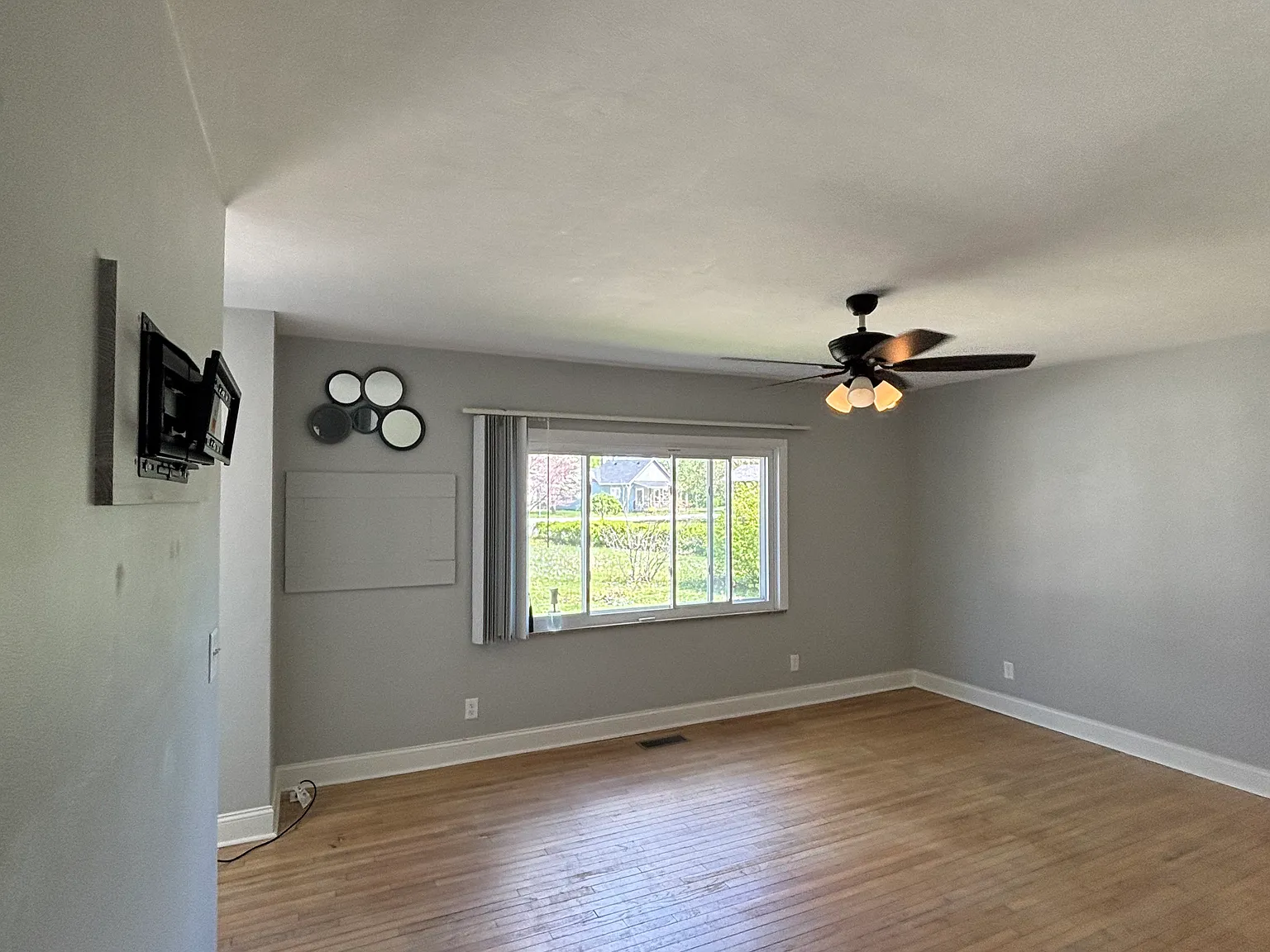 866 Harlan St — Photo 2