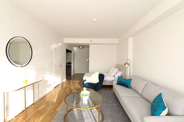 Rented by Compass | media 2