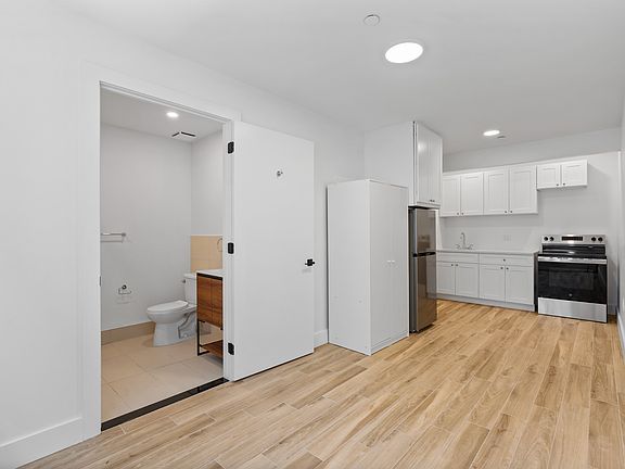 5th image of 217 W 123rd St #8C